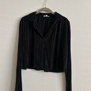 Easel Black Pleated Crop Button Down Shirt